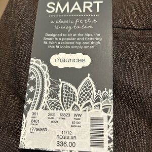 🌸 New with tags brown slacks 🌸